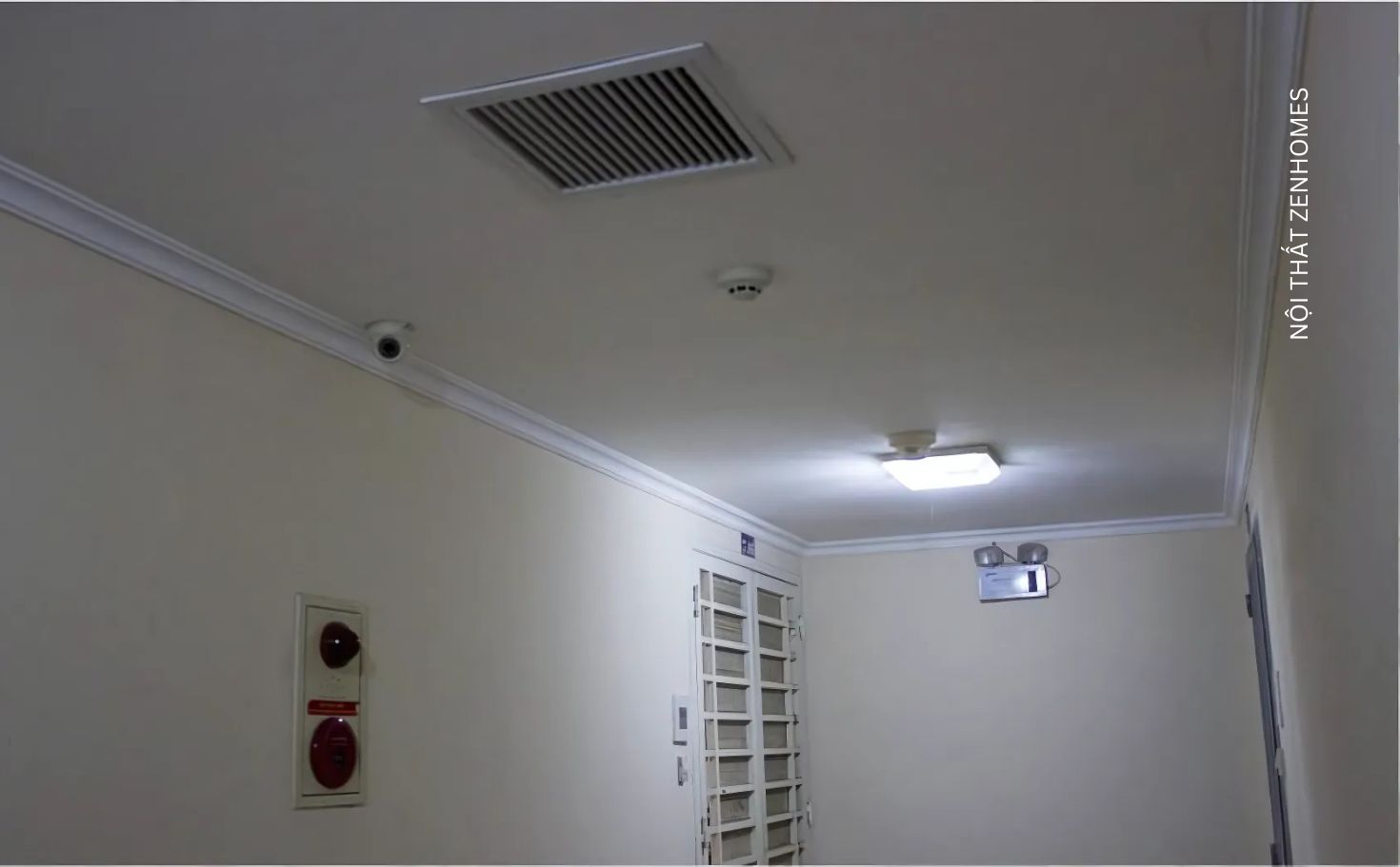 Đèn chiếu sáng phòng gym