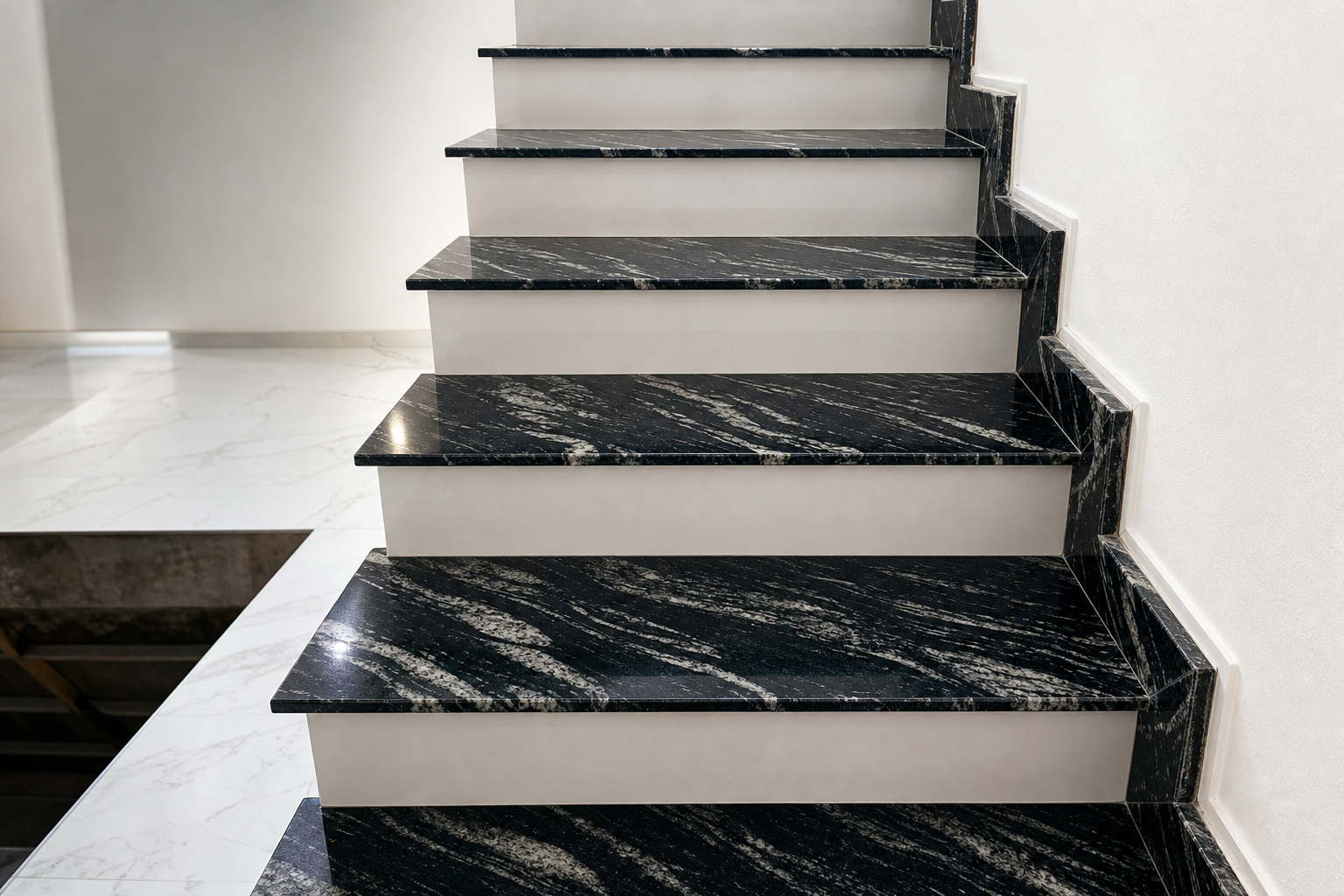 Mẫu Granite Đen Rừng Black Forest ốp cầu thang sang trọng cho biệt thự