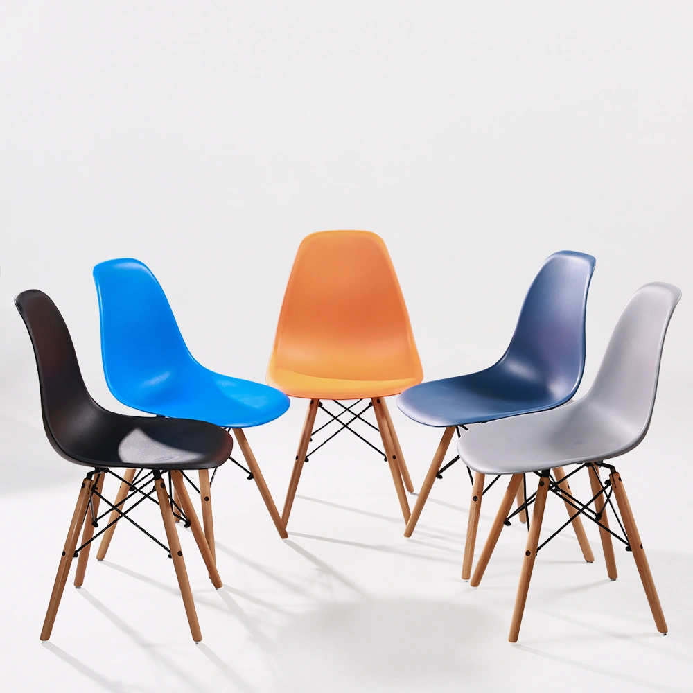 ghế coffee lưng nhựa chân gỗ sồi mã 3009 phong cách bắc âu dùng cho quán cafe