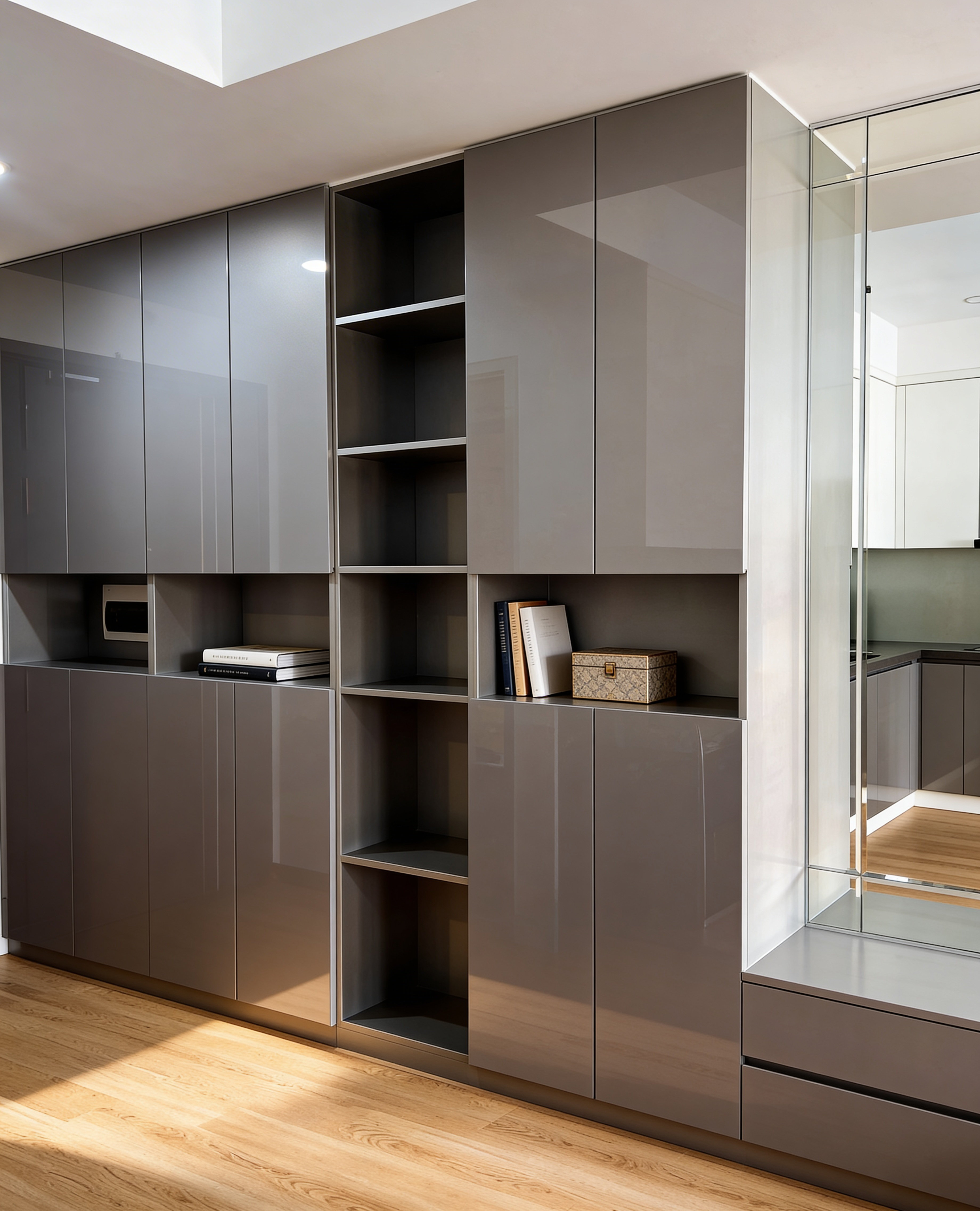 Sửa chữa chung cư trọn gói Lovera Vista hệ tủ âm tường hiện đại