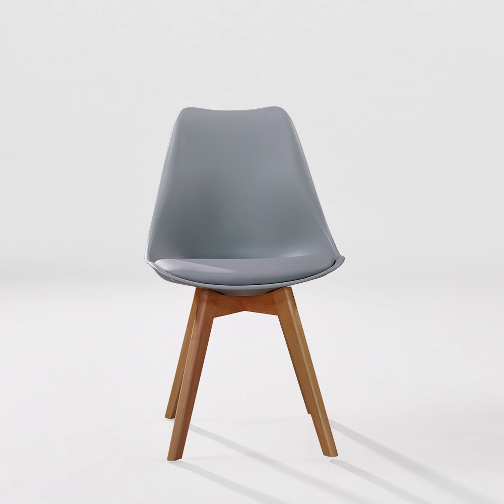 ghế coffee mặt nhựa chân gỗ mã 3003 phong cách bắc âu dùng cho quán cafe decor