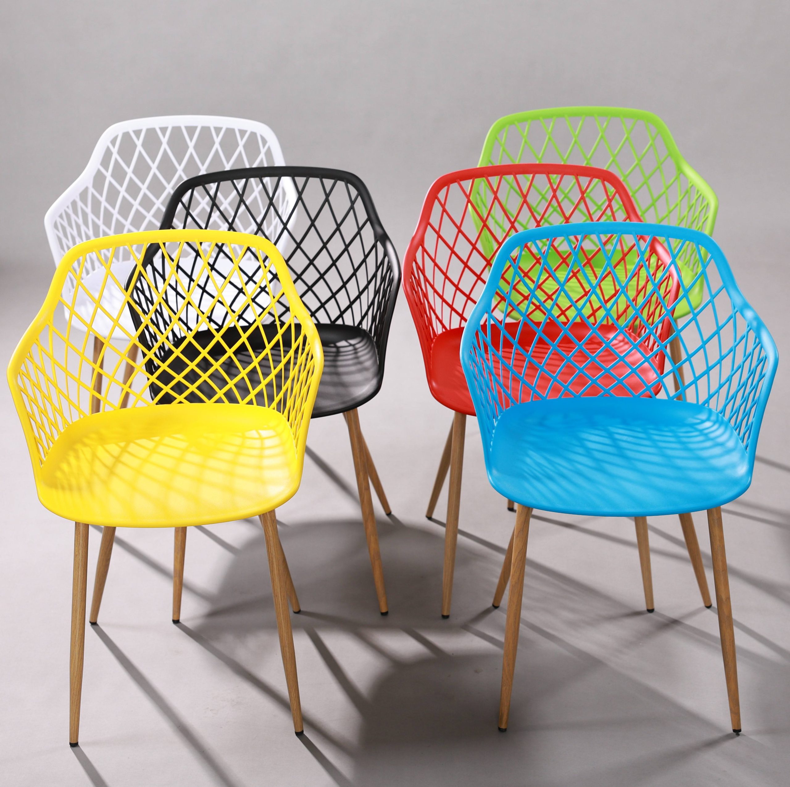 ghế coffee chân sắt giả gỗ mã 3014 lưng lưới bo tròn hiện đại