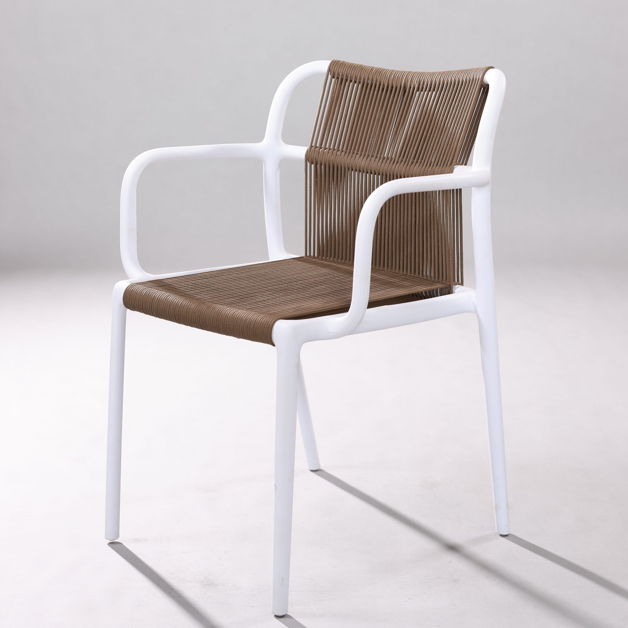 ghế coffee dây đan khung nhựa mã 3039 thiết kế hiện đại dùng cho quán cafe