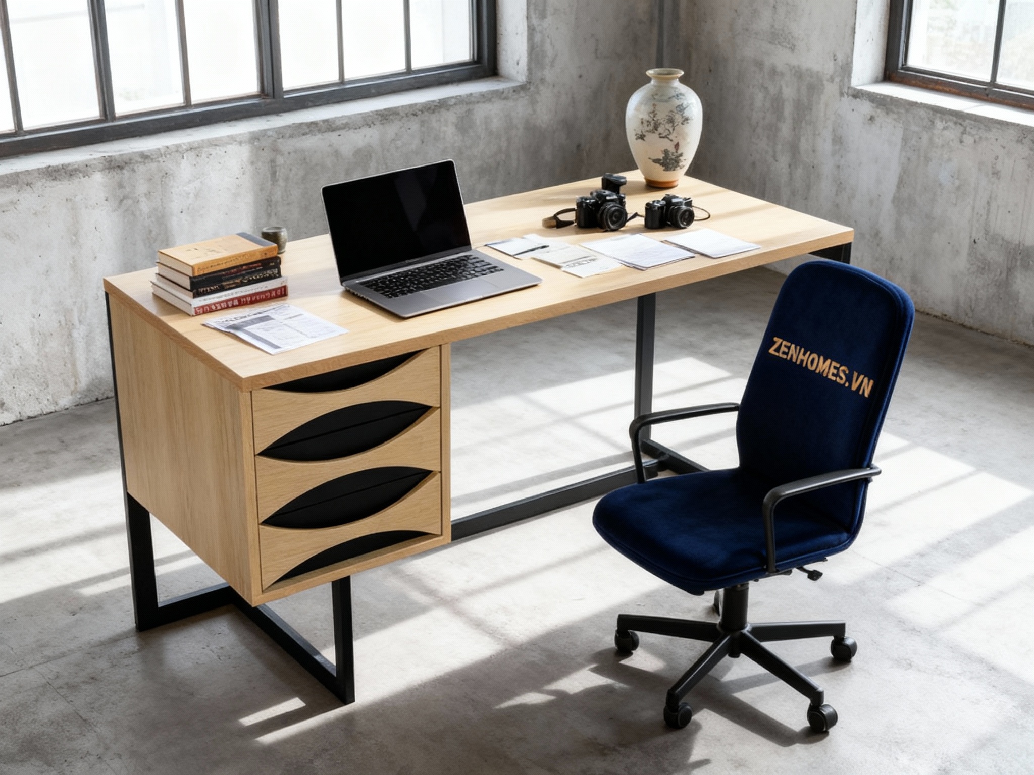 Bàn làm việc chân sắt mặt gỗ METRO