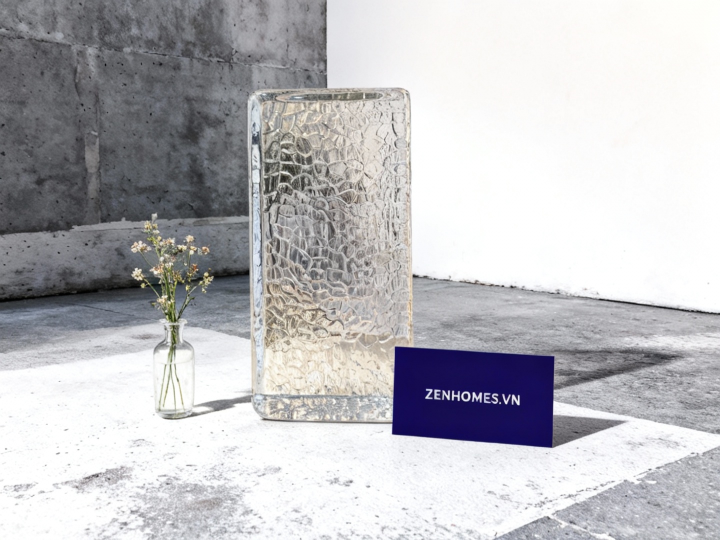 Tường gạch kính xuyên sáng da rắn