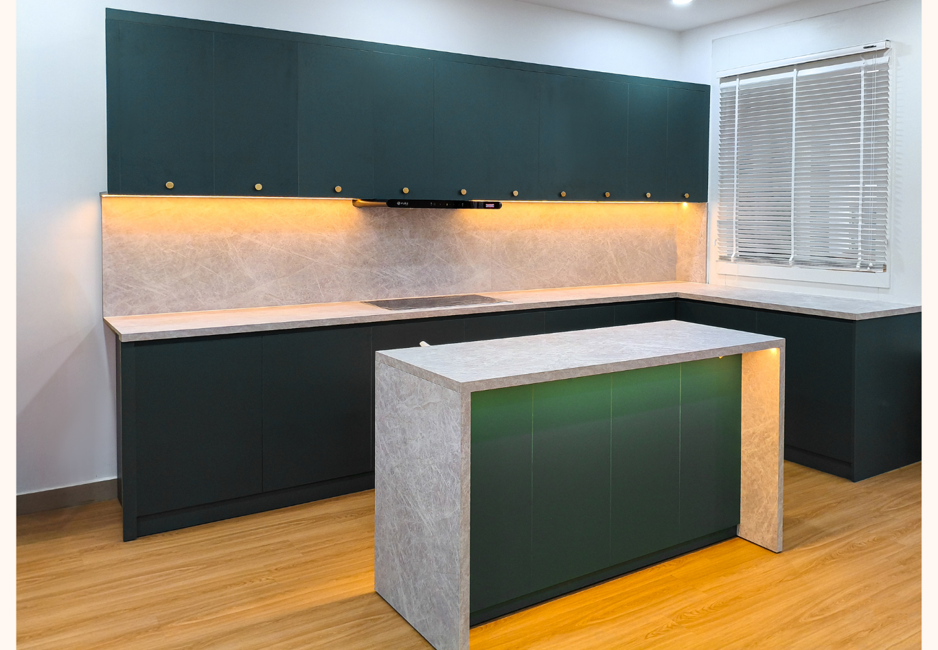 thi công nội thất khu bếp mô phỏng showroom magic