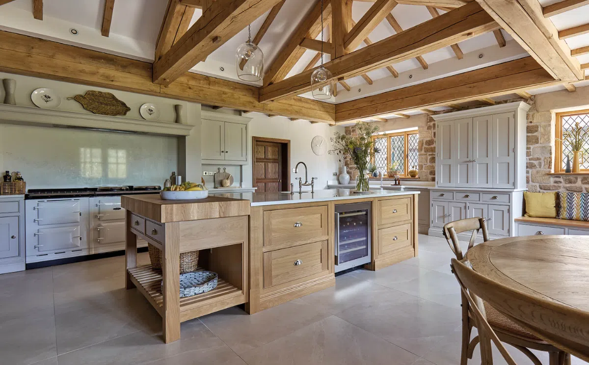 tủ bếp gồi sồi phong cách mộc